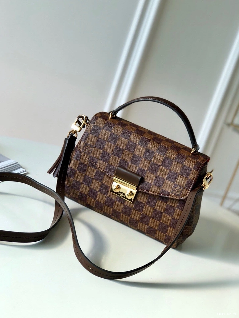 Frstbag ru Vuitton Louis CROISETTE 0715